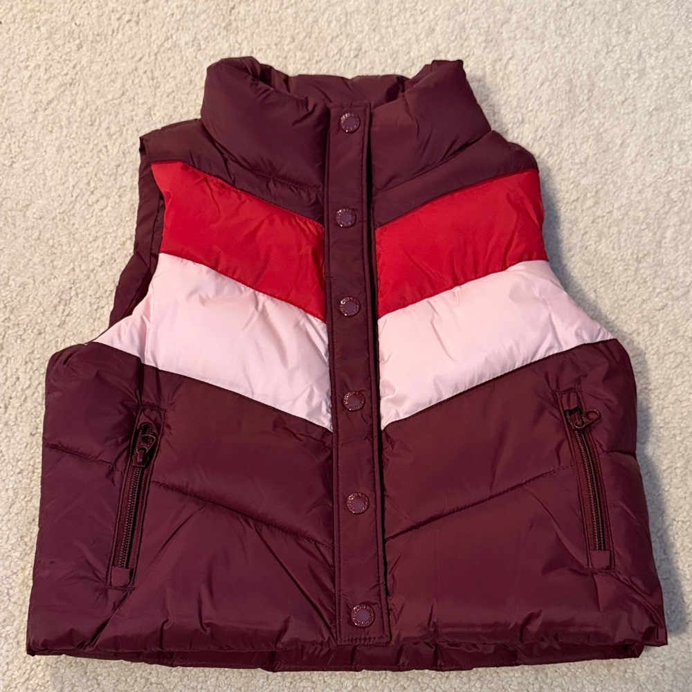 NEW WITHOUT TAGS Old Navy Kids' Chevron Puffer Vest- girls size 8